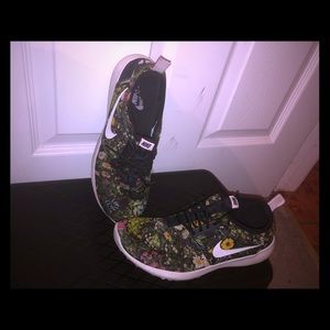 Nike Flower Power